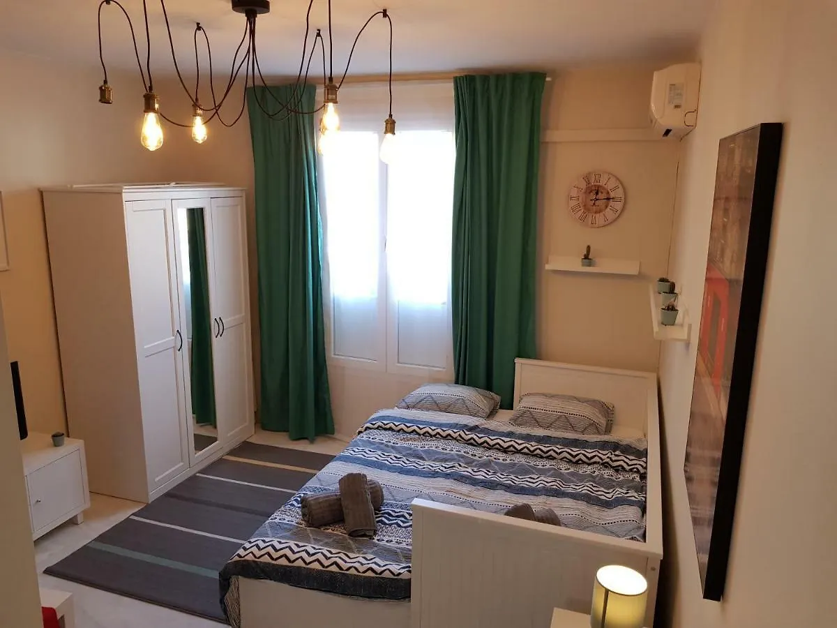 **** Genuar Apartments Malaga Center