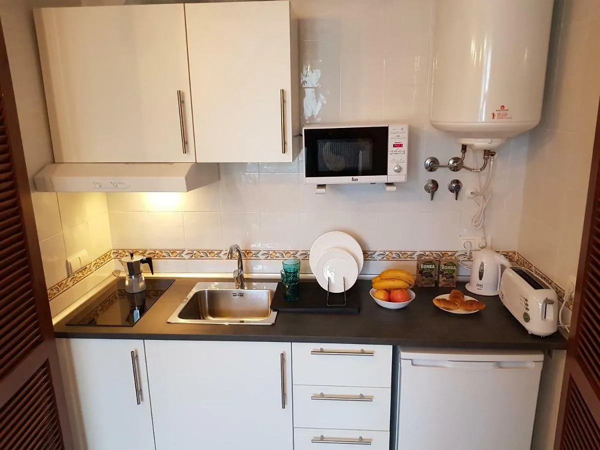**** Genuar Apartments Malaga Center Spanyolország
